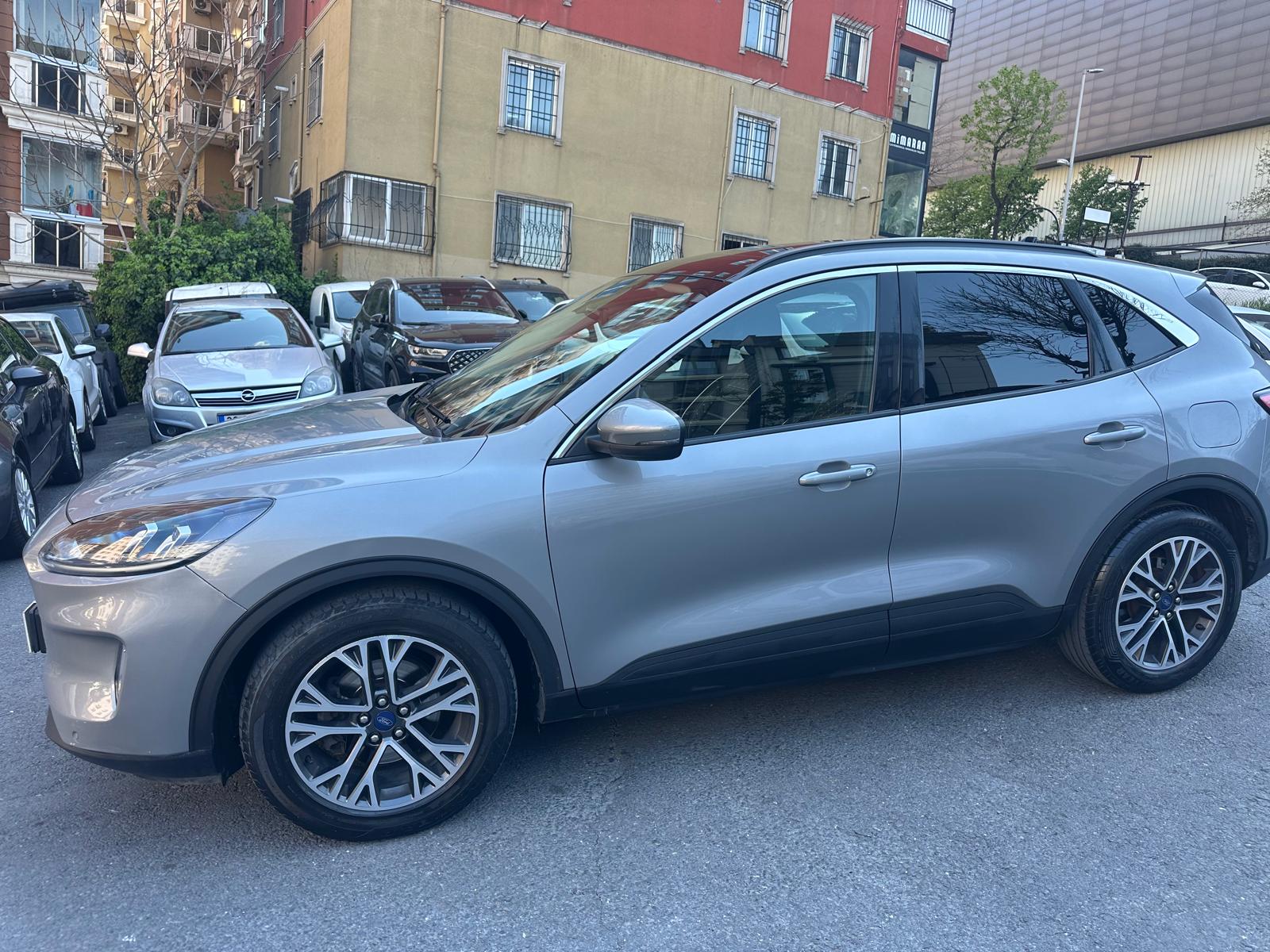 FORD KUGA DİZEL OTOMATİK